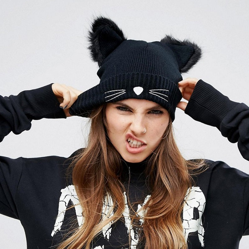 Cat Themed Beanie Hat - Black