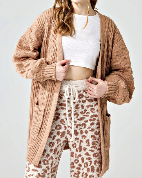 Cozy Cardigan in Taupe
