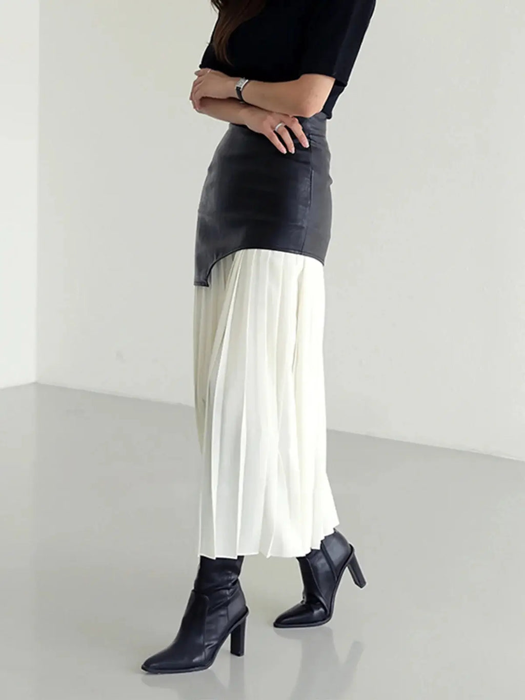 Leather and Pleated Split Skirt