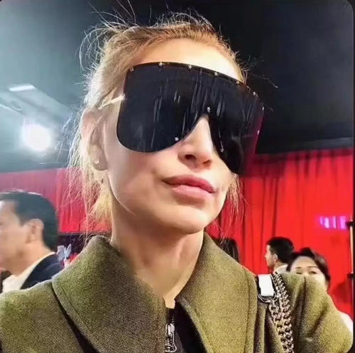 #BOSSMODE Black AMMA JO Sunglasses